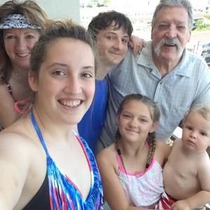 Meet your Posher, Pam